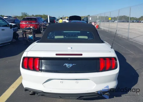 2018 Ford Mustang Ecoboost Premium из США, поврежденный, VIN 1FATP8UH1J5143072